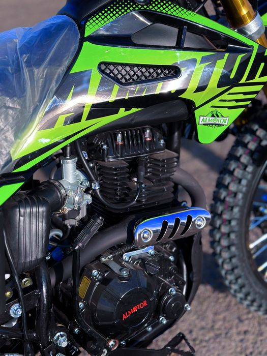 Мотоцикл эндуро Алматор06