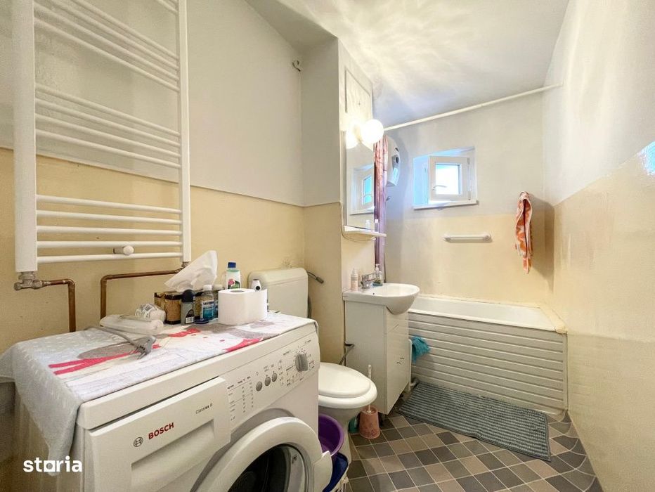 Apartament 3 camere, 2 bai, etaj 2 - Girocului