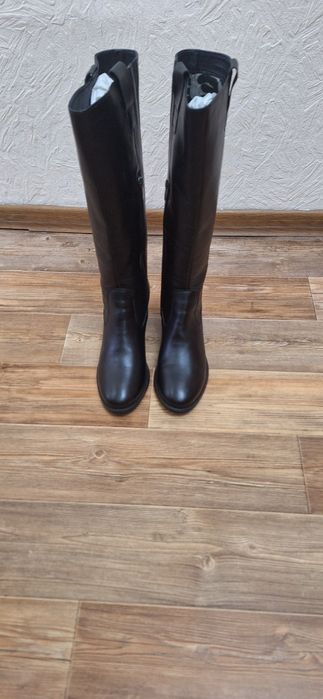 Продам сапоги, новые