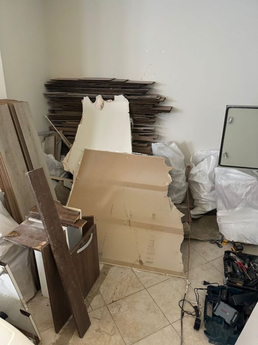 Moloz gunaie debarasarii  demolării transport