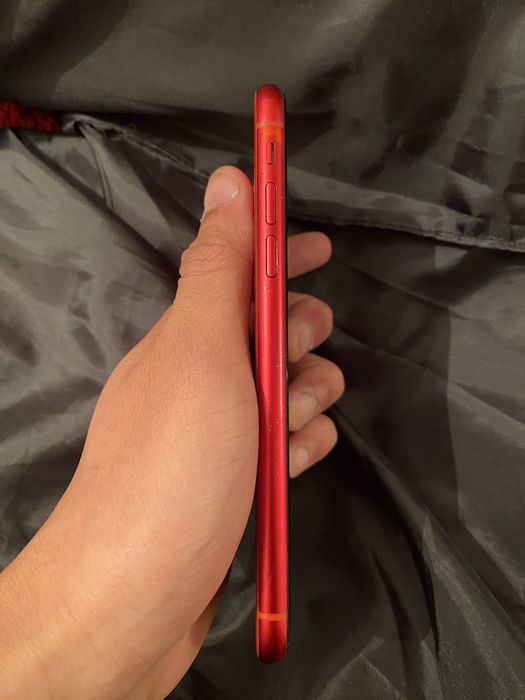 Продается Iphone xr.