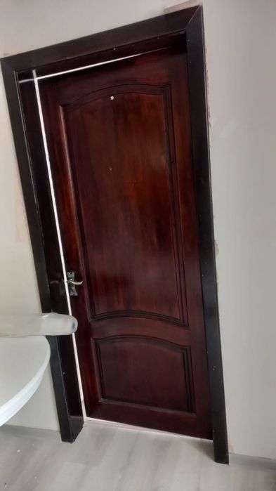 Продам деревянные межкомнатные двери