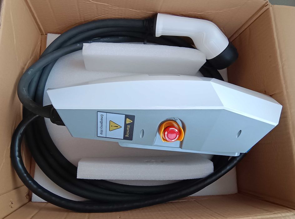 Зарядна Станция за Електромобил с WiFi, 22 kW, Тип 2, за Стенен Монтаж