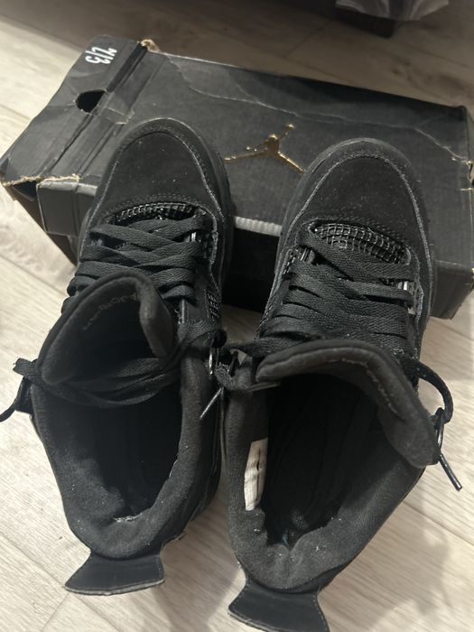 Джорданы кроссовки