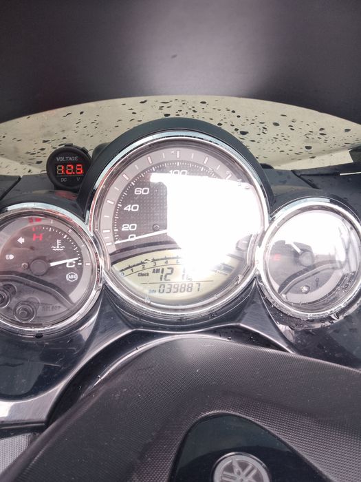 Ymaha T max.       .