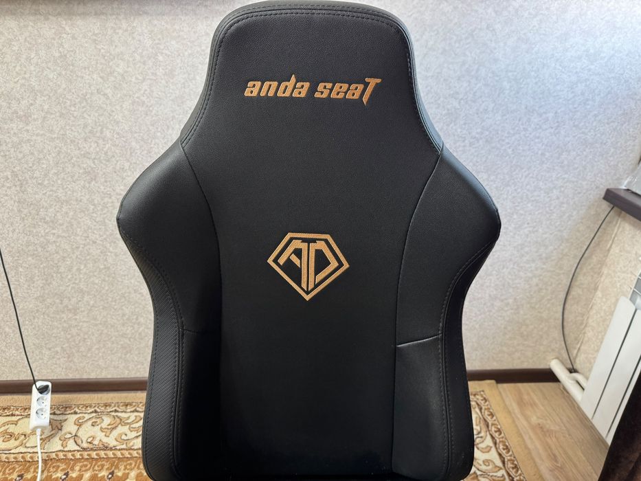 Компьютерное кресло Anda Seat