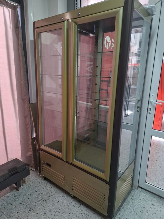 Продам холодильник