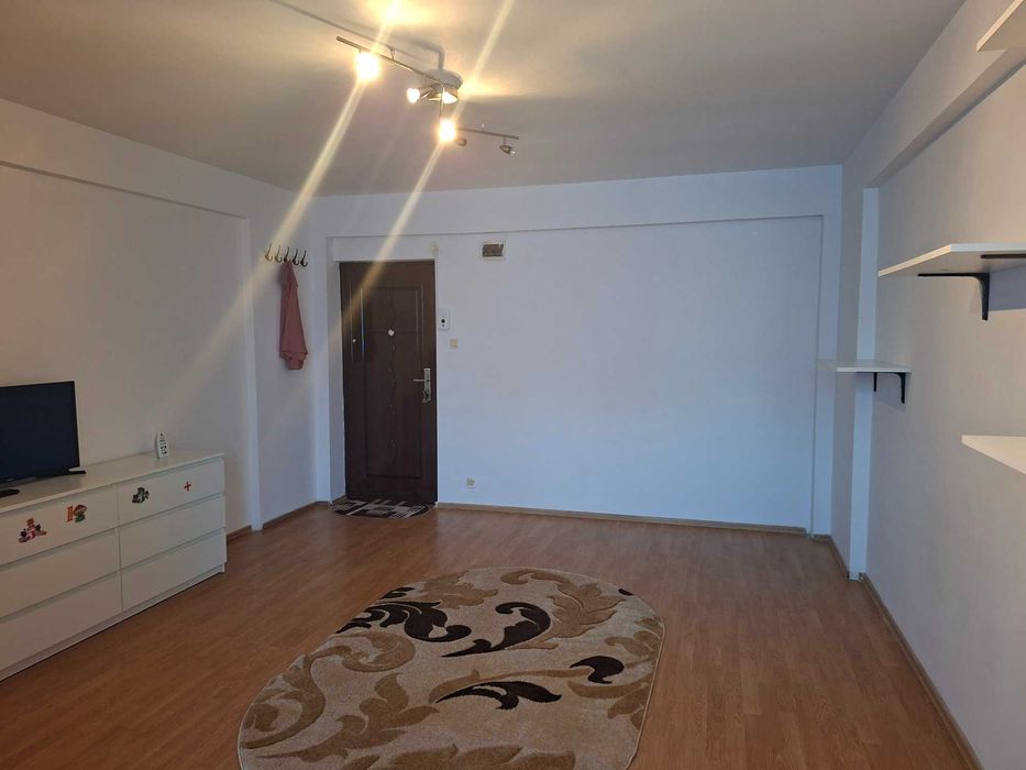 Garsoniera de inchiriat, Bragadiru