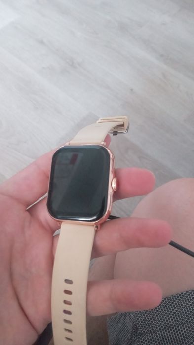 Apple часы новые