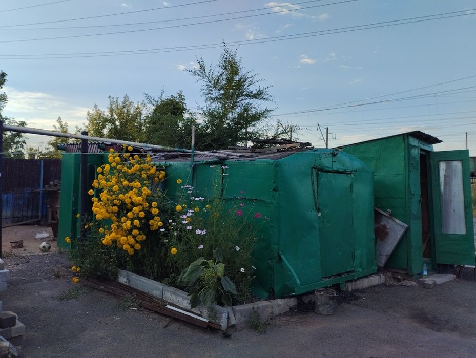 Продам срочно дом(часть дома )