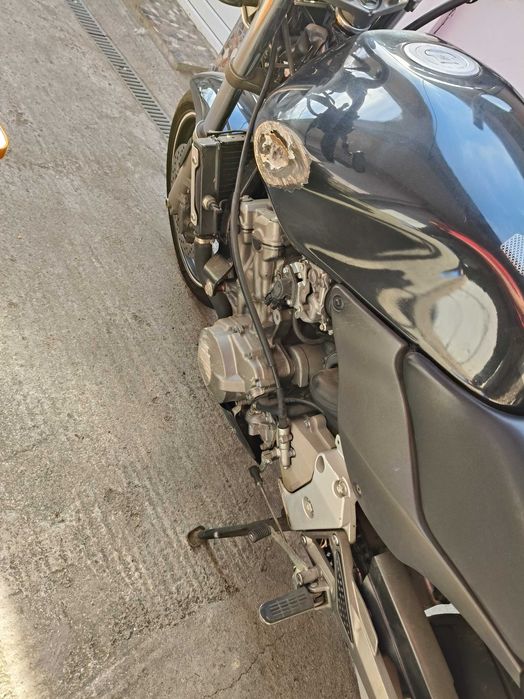 Vând Honda Hornet pc36