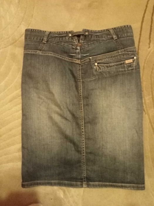Rochite deosebite, office sau ocazie, fusta jeans