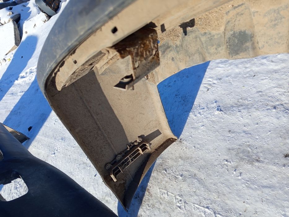 Бампер перед и зад Ауди 80