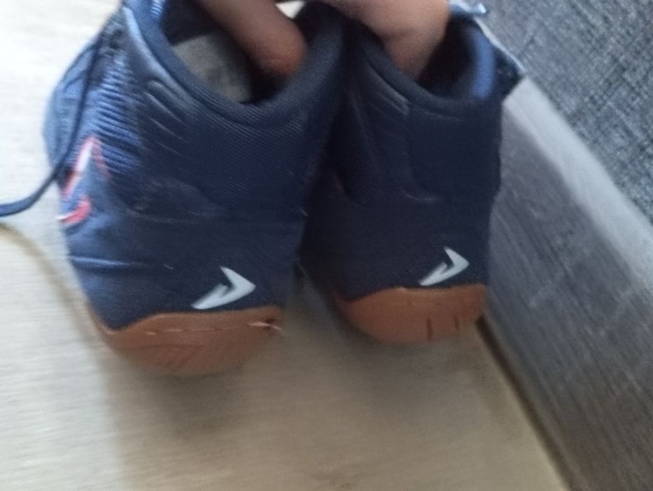 Продам борцовки  Demix