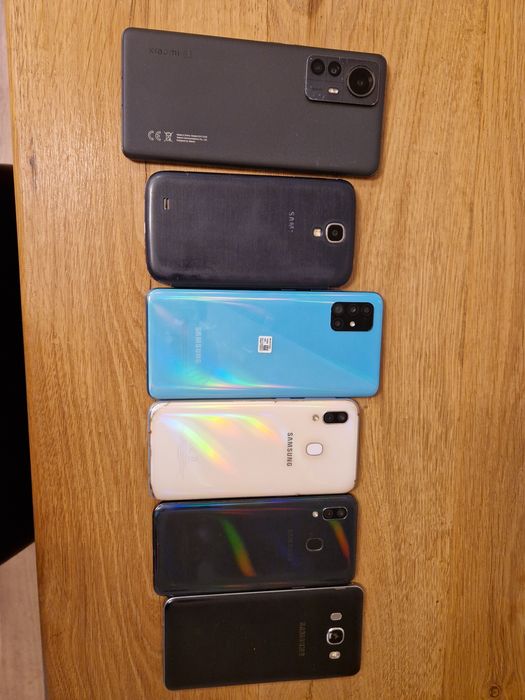 Lot telefoane defecte