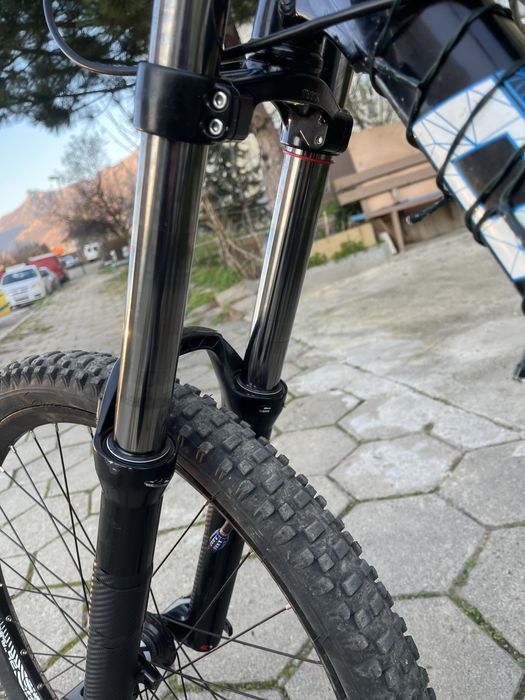 Вилка за колело rock shox domain 2017 27,5