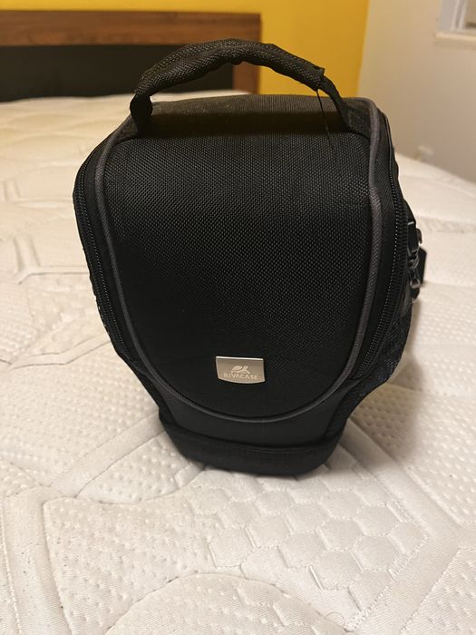 Canon 1200 D полупрофесионална камера