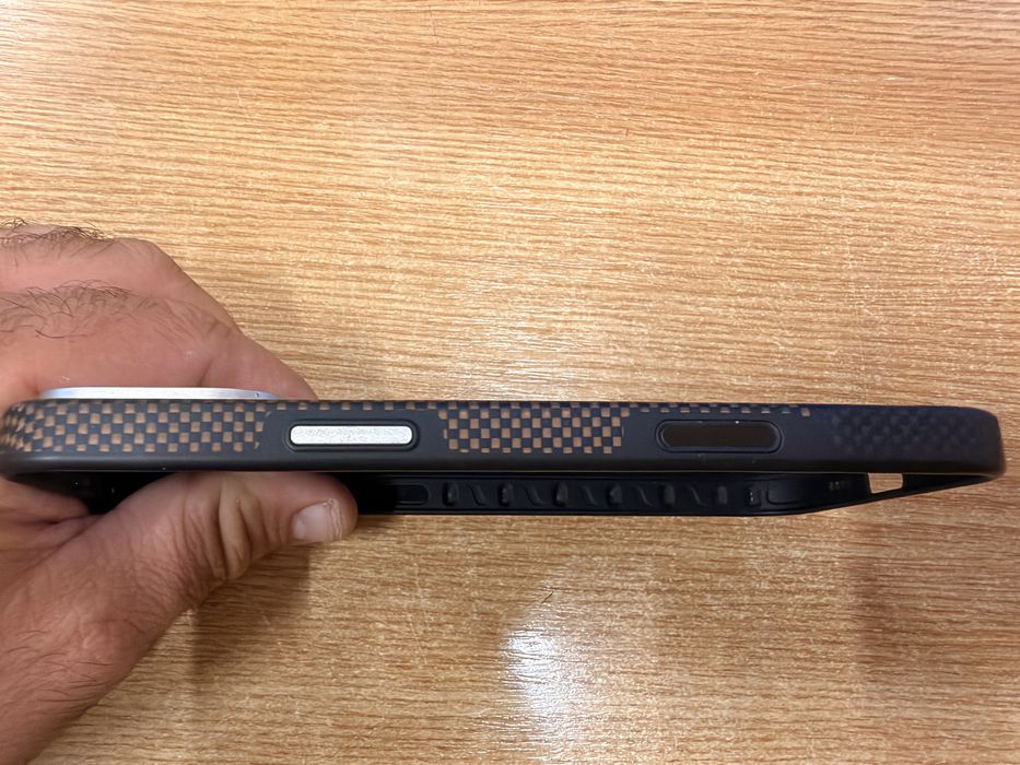 Husa Benks MagSafe Iphone 16 Pro Max Kevlar