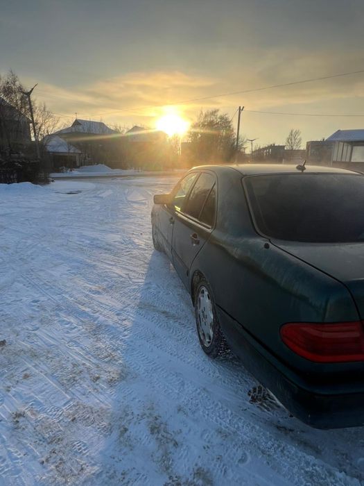 мерседес кузов 210  2.8