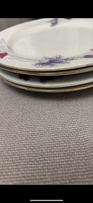 Тарелки сервизные