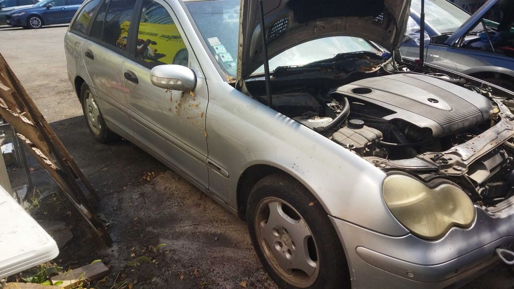 Mercedes Benz w203 220cdi на части