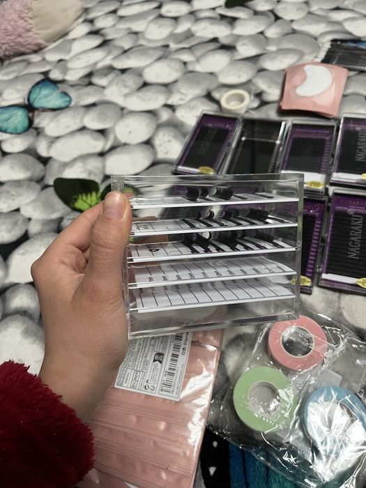 Materiale pentru aplicarea extensiilor de gene