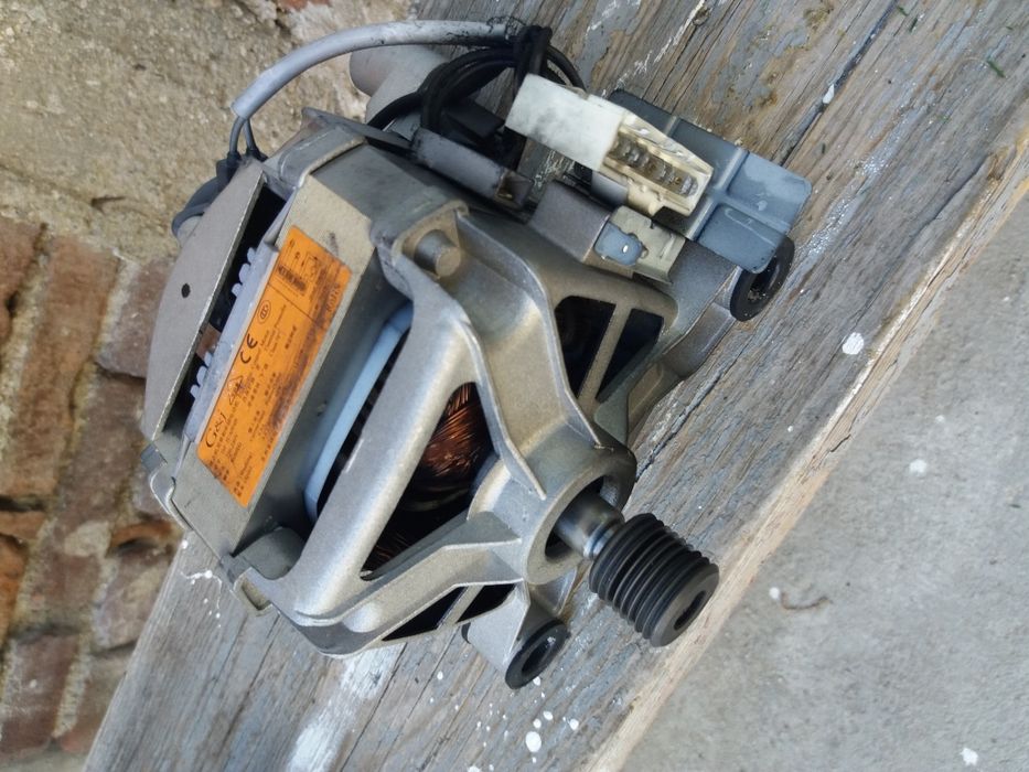 Пералня Samsung на части