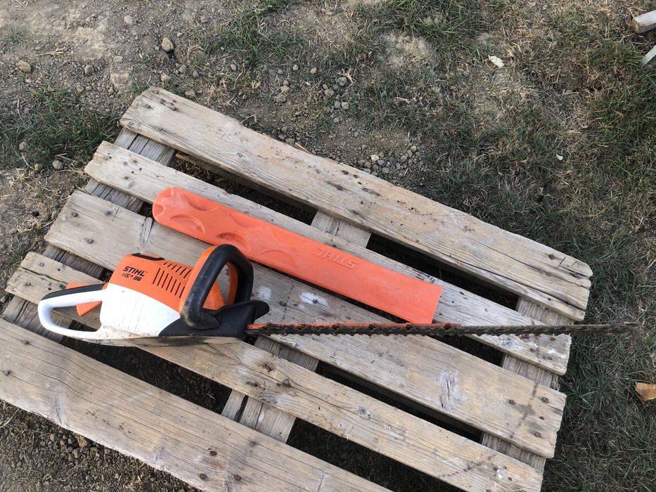 Foarfeca gard viu pe baterie Stihl Hsa 86 cu acumulator Ap300S
