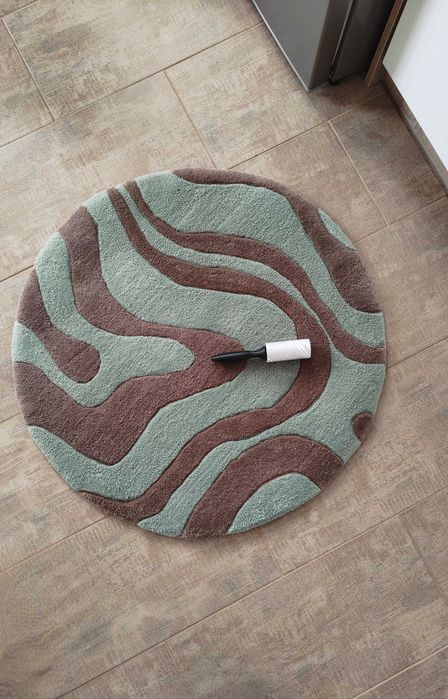 Ръчно изработен кръгъл килим от мерино вълна модерен абстрактен дизайн