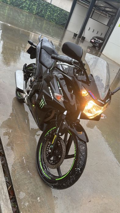 Honda CBR 125 R 2012