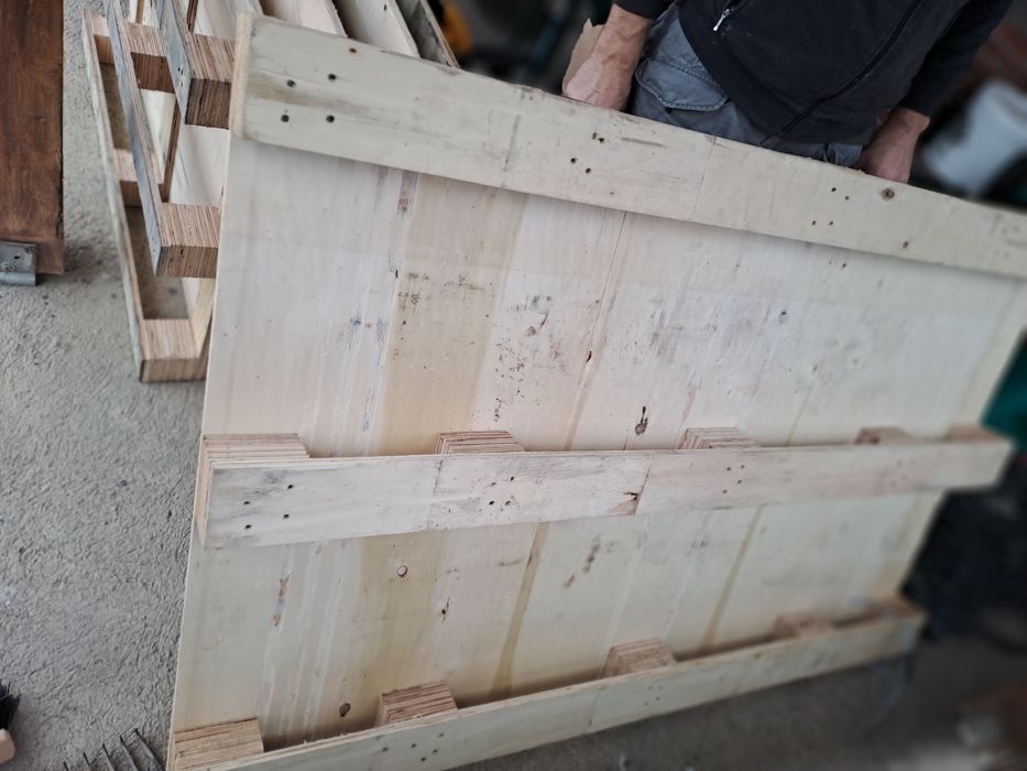 Paltti/ Paltet cu placaj 1.1mx1.8m