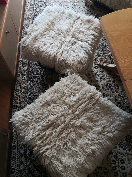 Продавам,Ръчно тъкан/губер/ от естествена вълна