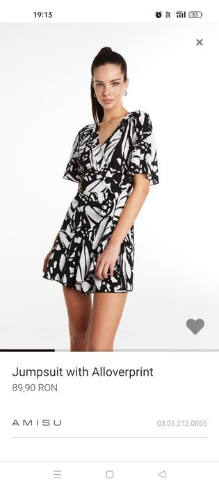 Rochita-pantaloni scurti, marimea 36. Noua.