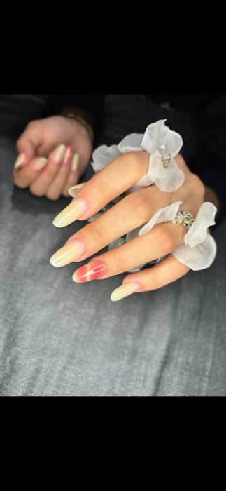 Unghiute la doar 100 lei