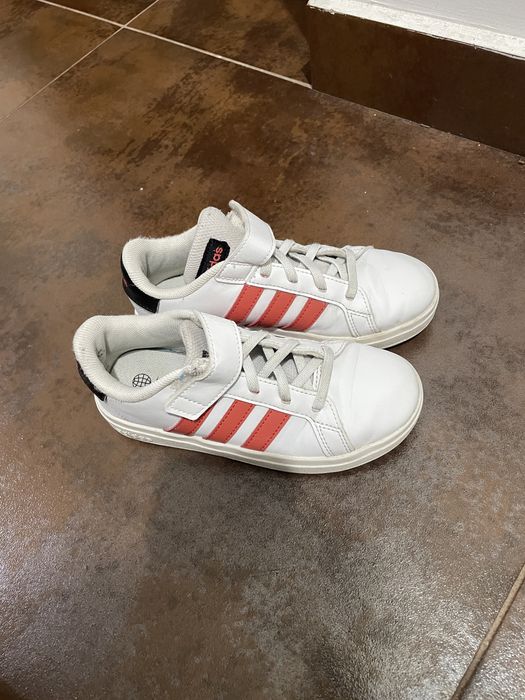 Adidasi Adidas copii