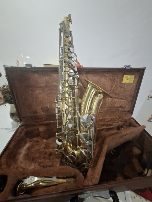Schimb  saxofon yamaha yas 23 cu sopranina