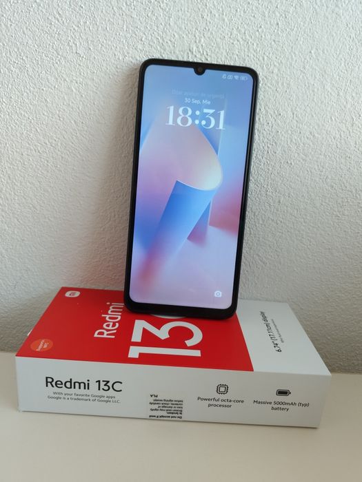 Telefon Redmi 13C 8GB.  256GB