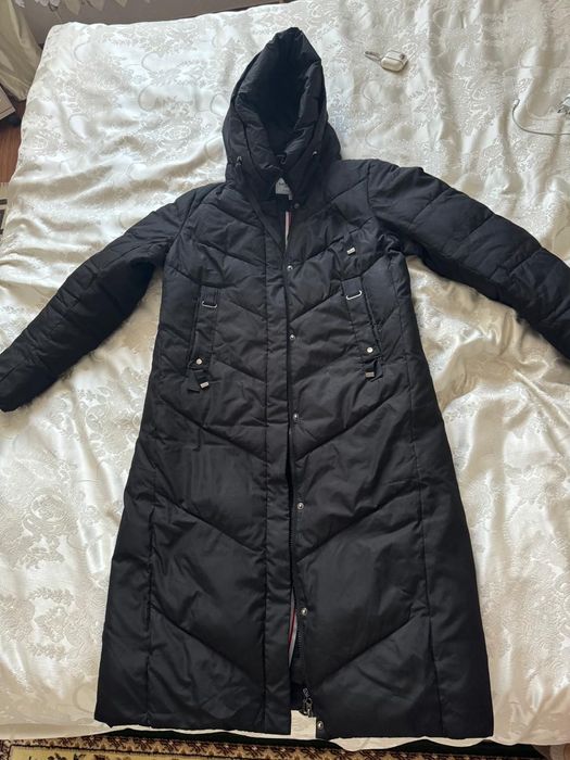 Зимний женский пуховик