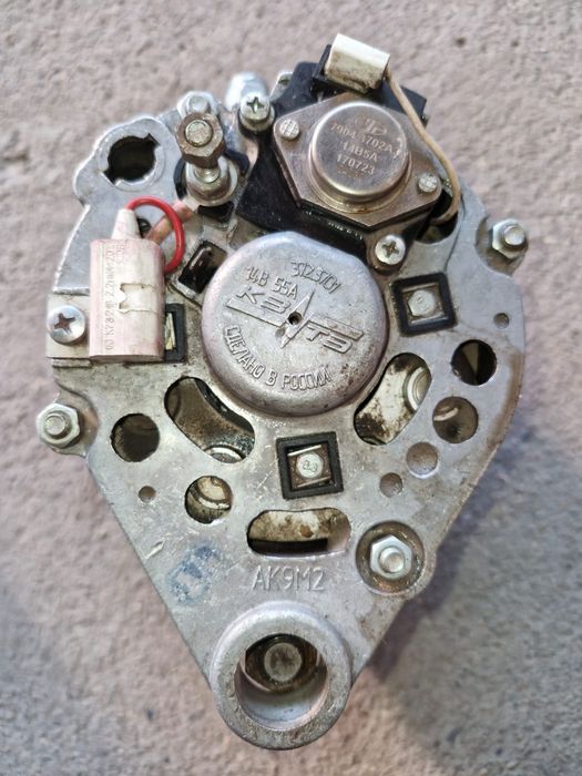 Продам генератор на ваз 2109