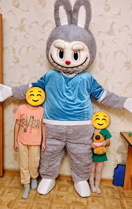 Продам костюм аниматоров