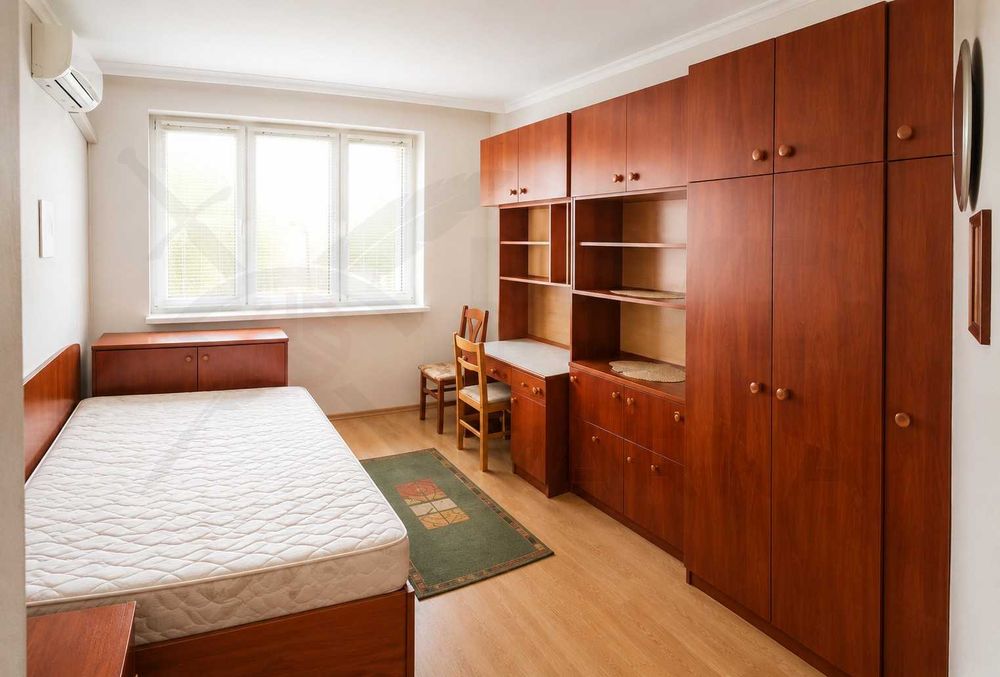 Дава се под наем Двустаен апартамент в Варна, Център - 80 кв.м за 498.27 € - Снимка #3
