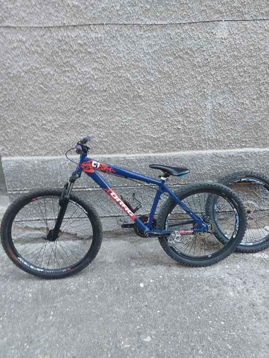 Продава се drag c1 може и на части
