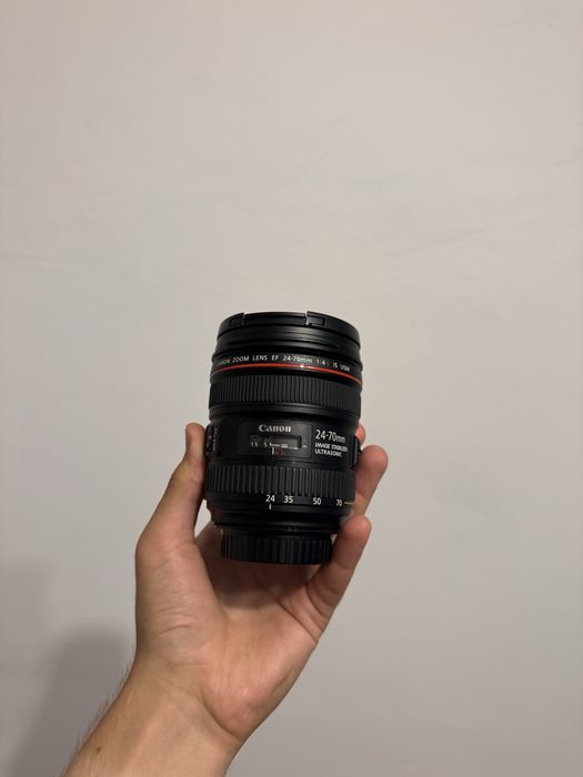 Canon ef 24-70 f4 L  is usm macro