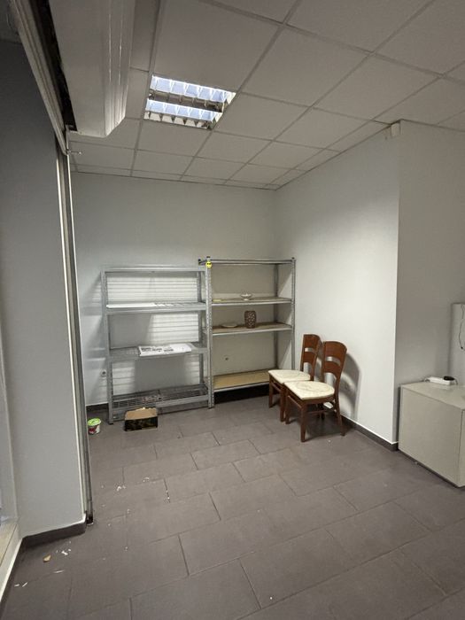 Дава се под наем Магазин в София, НПЗ Хаджи Димитър - 42 кв.м за 598.23 € - Снимка #1