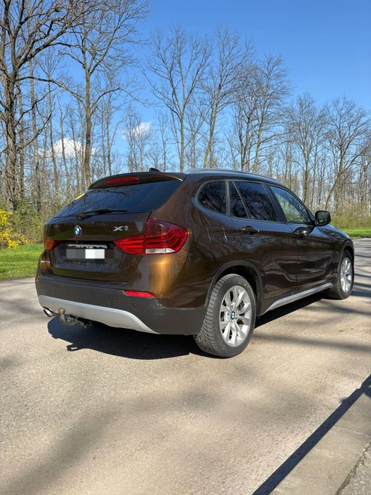 BMW X1 2010 — imagine 42