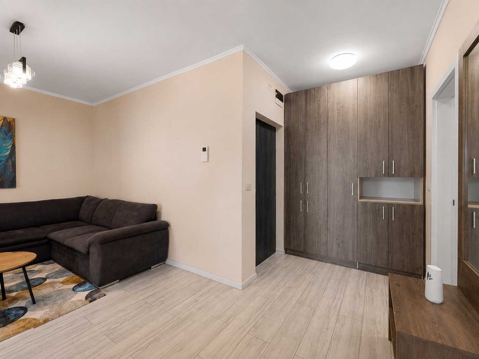 Inchiriere apartament Adora Park