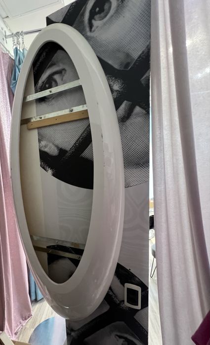 Двойна фризьорска конзола с огледало, контакти, стойки за крака