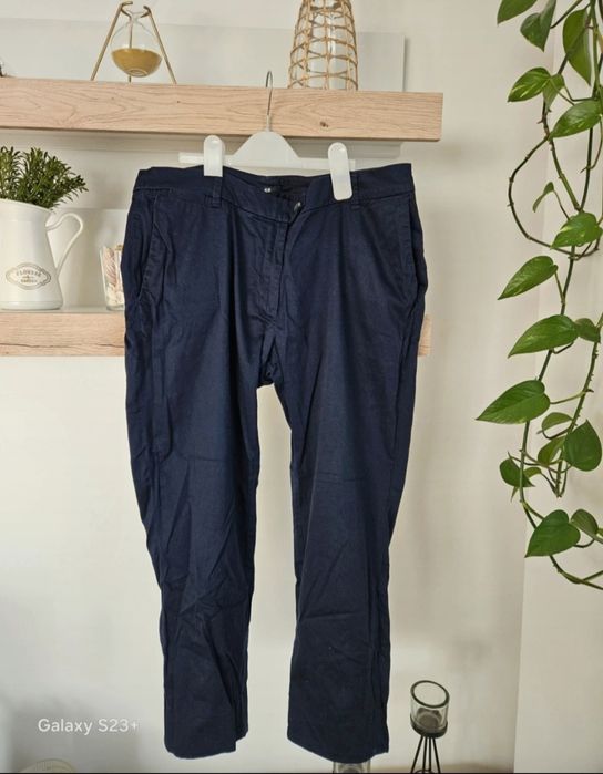 Pantaloni damă superbi