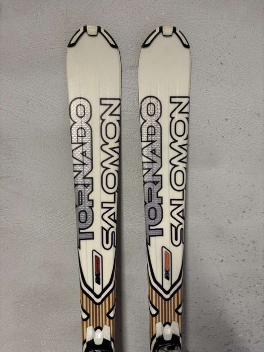 Ски Salomon 168 см  + подарък калъф за ски