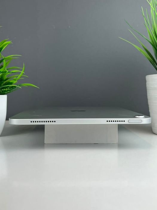 Планшет Apple iPad 11 128GB 2024